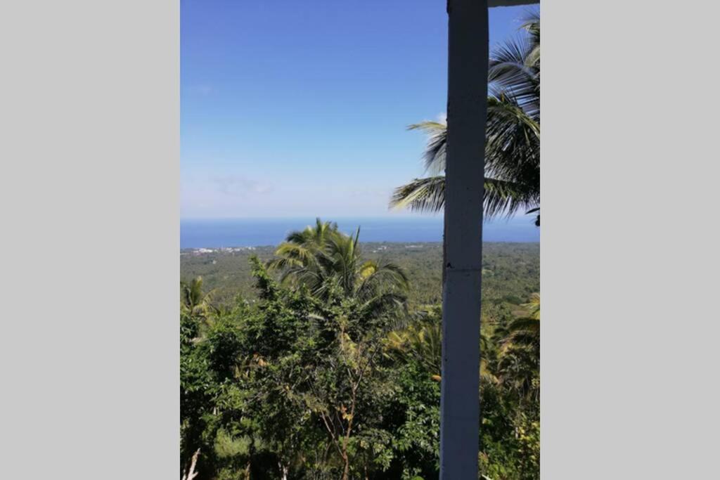 The Balcony Of The Camiguin Island Apartment Mambajao Exterior foto